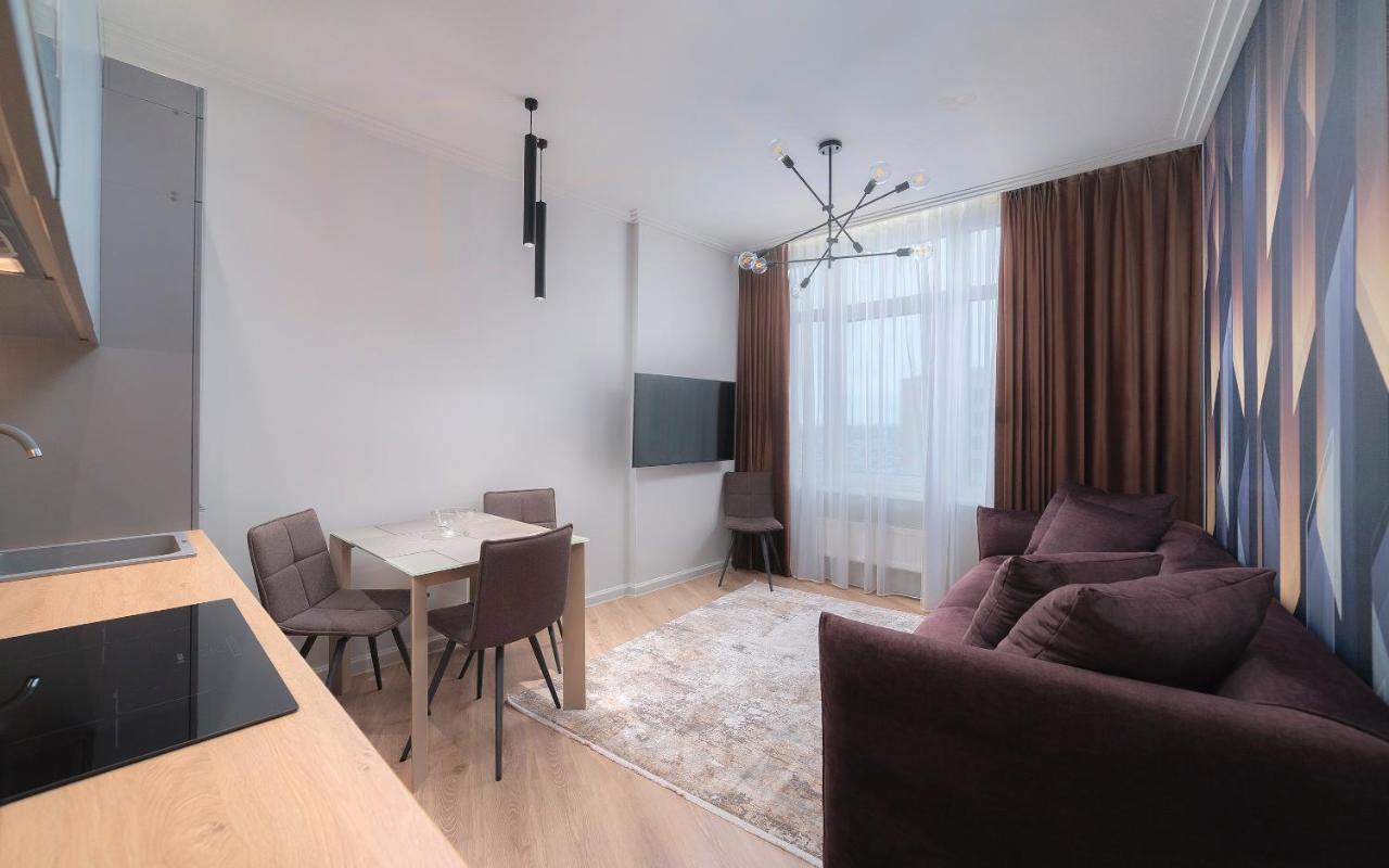 Wowell Apartments Odessa Esterno foto