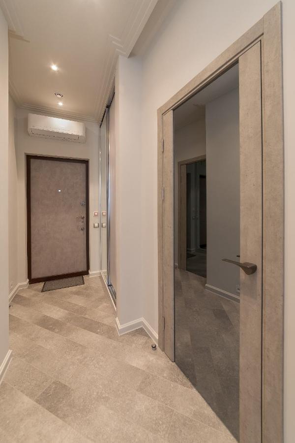 Wowell Apartments Odessa Esterno foto