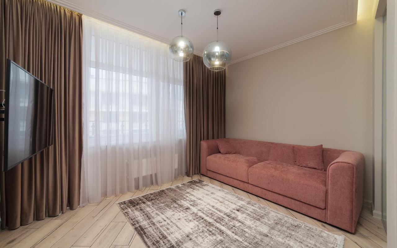 Wowell Apartments Odessa Esterno foto