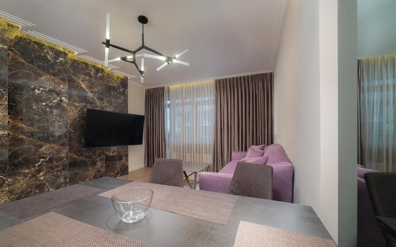 Wowell Apartments Odessa Esterno foto