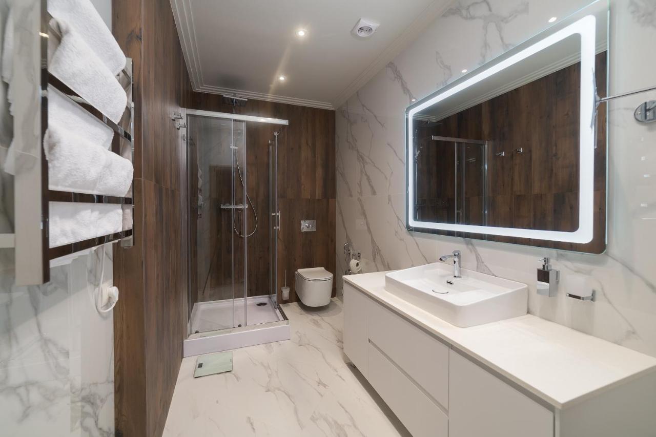 Wowell Apartments Odessa Esterno foto